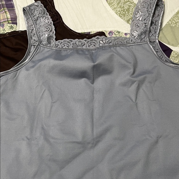 Lace Trimmed Cami set - Picture 7 of 8